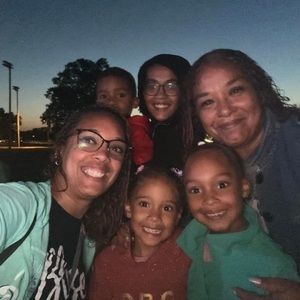 Meet your Posher, Janet